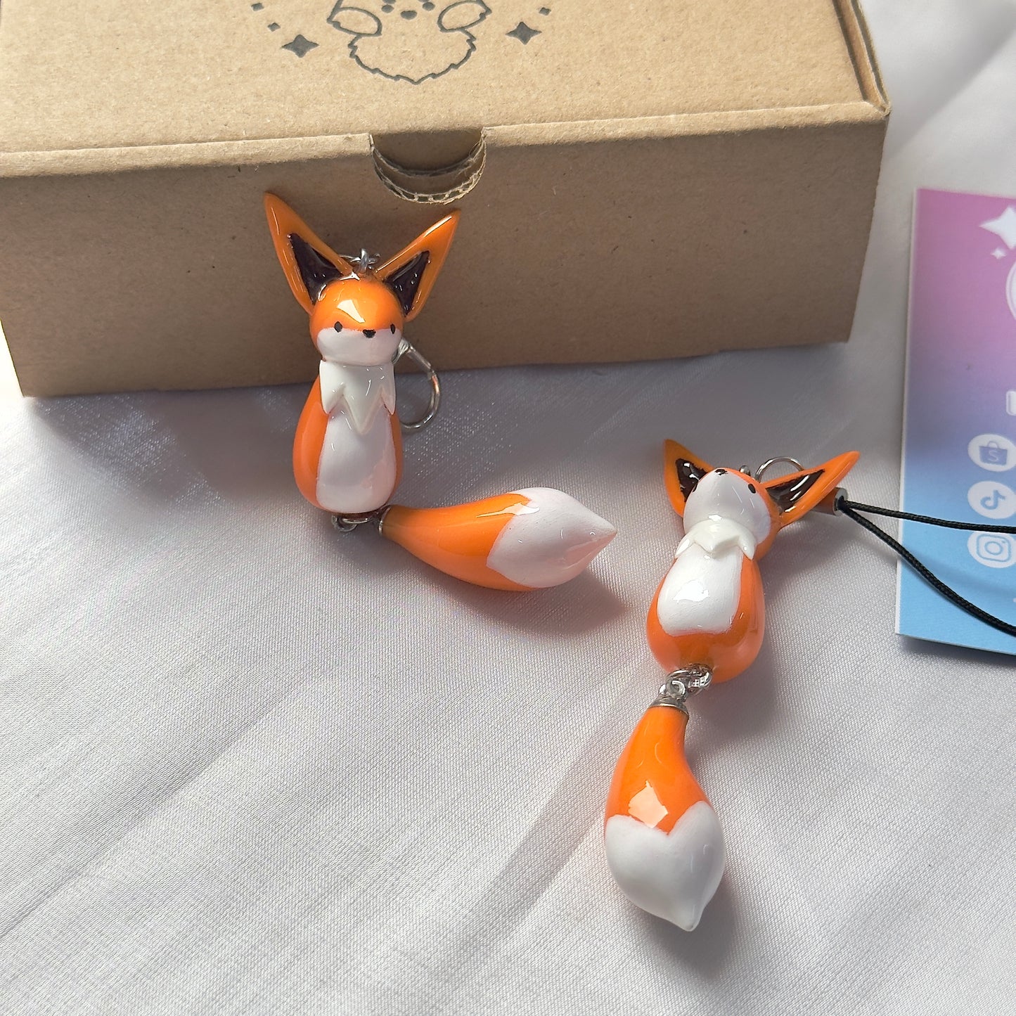 (Pre-order) ORIGINAL ORANGE FOX KEYCHAIN / PHONE CHARM