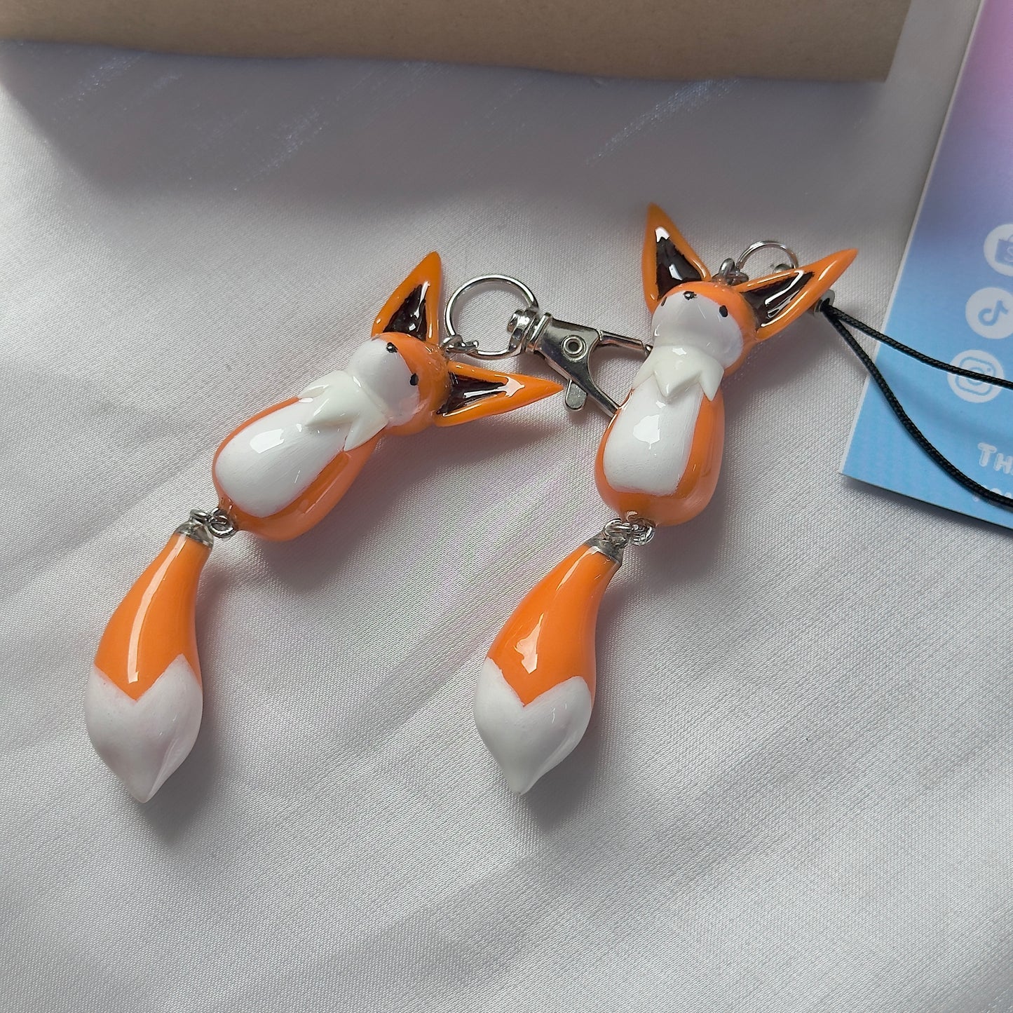(Pre-order) ORIGINAL ORANGE FOX KEYCHAIN / PHONE CHARM