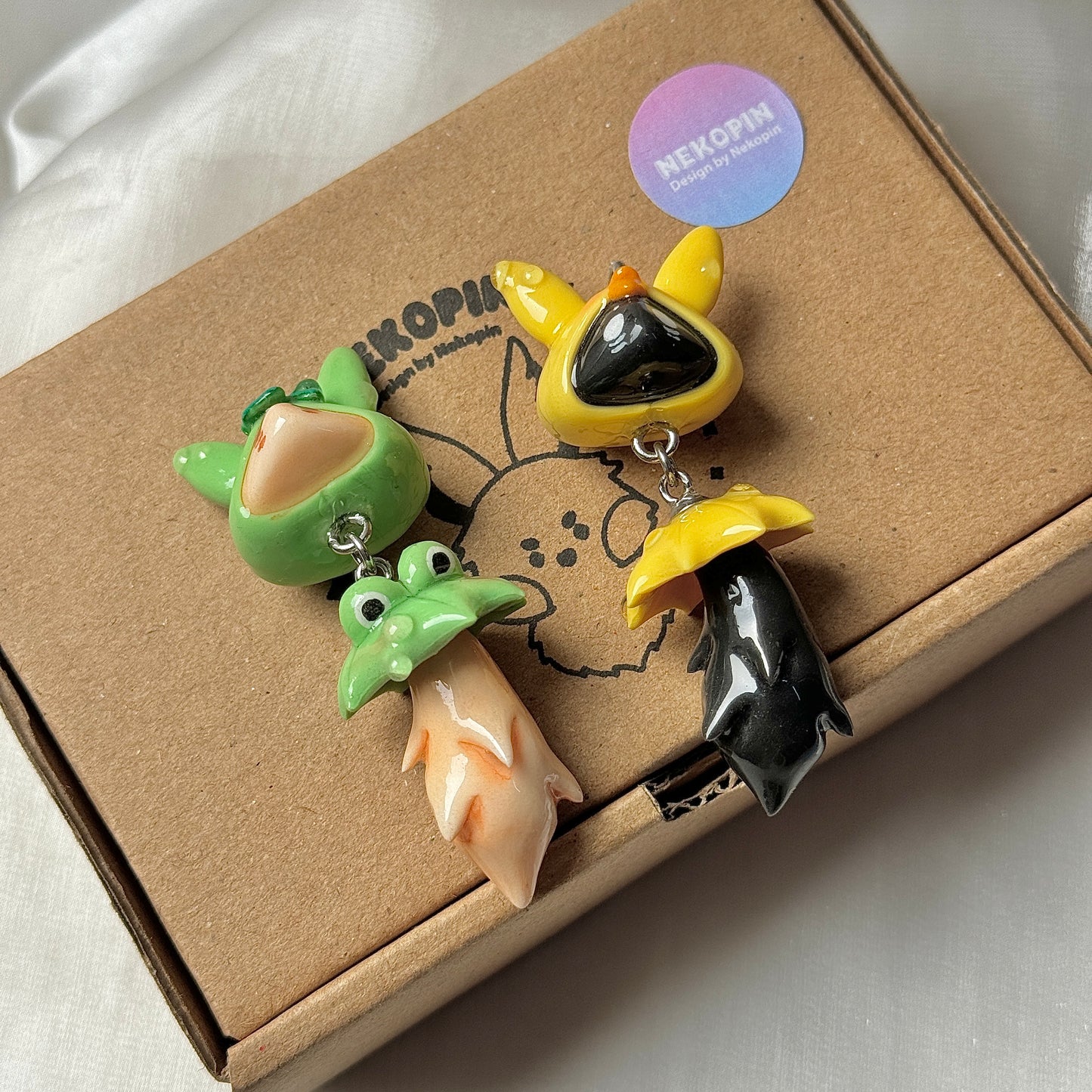 (Pre-Order) FROG & DUCK THE FOX KEYCHAIN / PHONE CHARM
