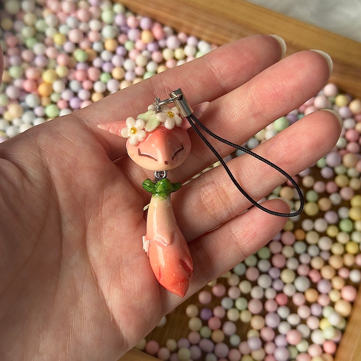 (Pre-order) STRAWBERRY FOX KEYCHAIN / PHONE CHARM