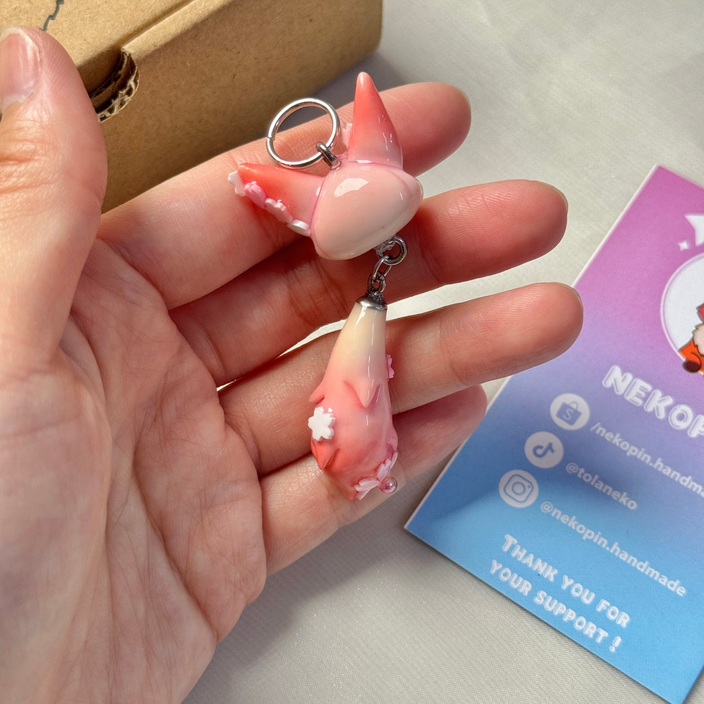 (Pre-order) SAKURA FOX KEYCHAIN / PHONE CHARM