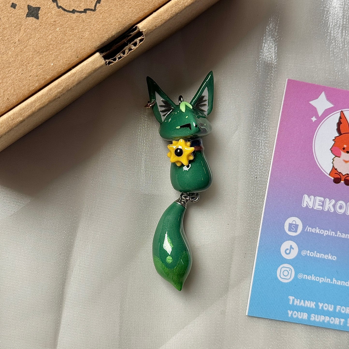 (Pre-Order) TIGHNARI FOX KEYCHAIN / PHONE CHARM