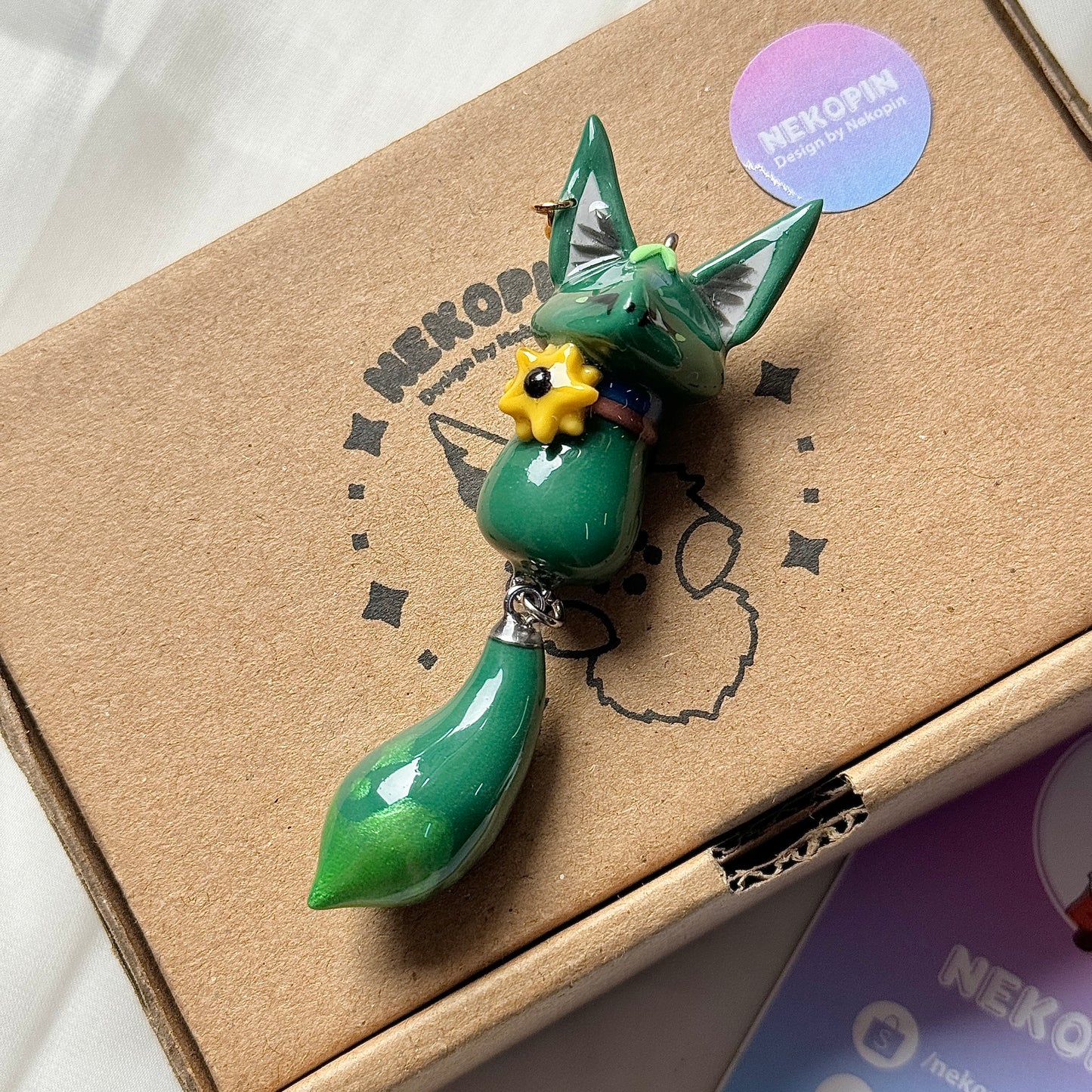 (Pre-Order) TIGHNARI FOX KEYCHAIN / PHONE CHARM