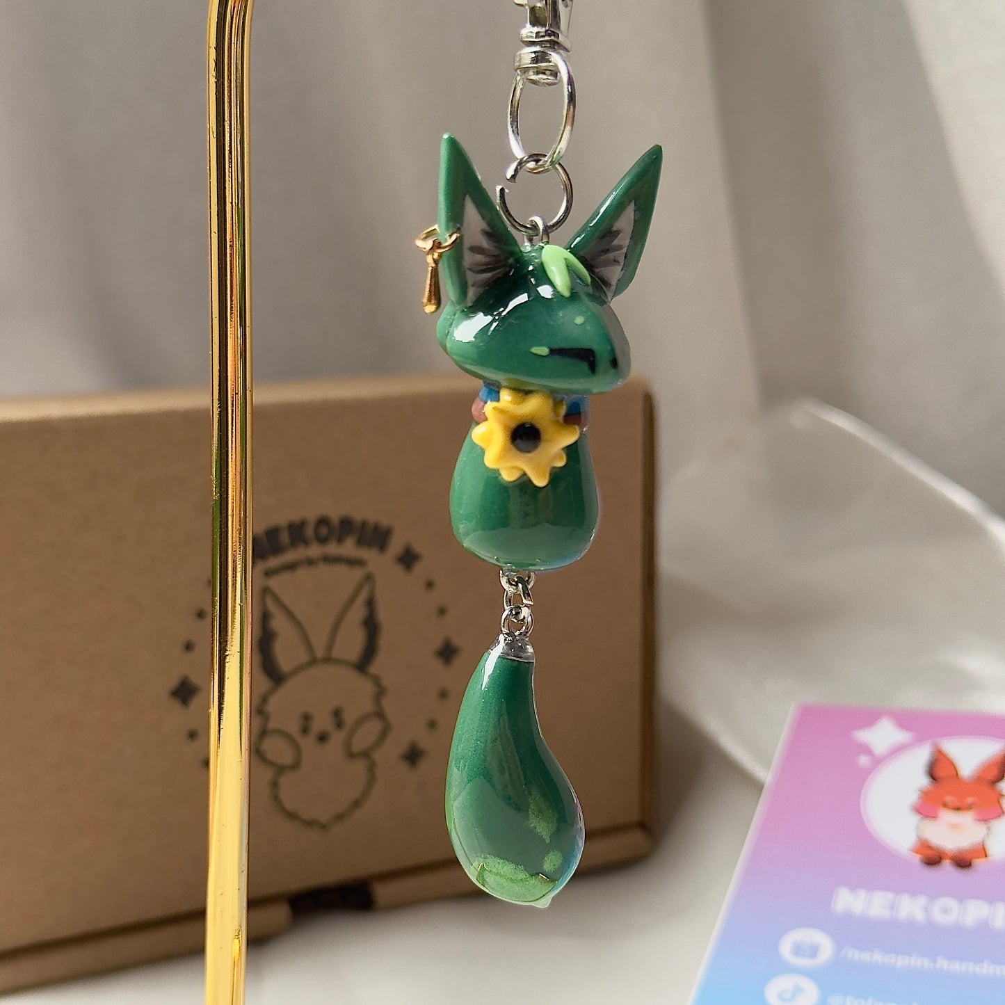 (Pre-Order) TIGHNARI FOX KEYCHAIN / PHONE CHARM