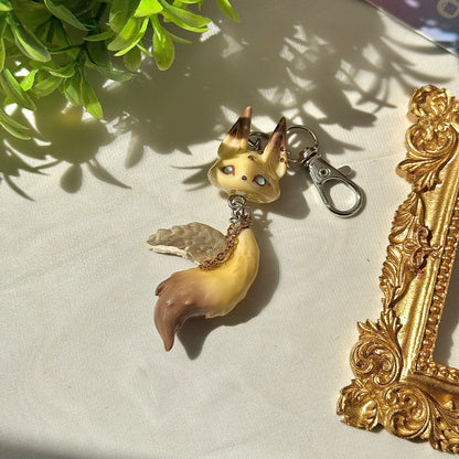 (Pre-Order) SERAPHIC WOLF KEYCHAIN / PHONE CHARM