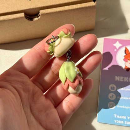 (Pre-Order) BLOSSOM BUD FOX KEYCHAIN / PHONE CHARM
