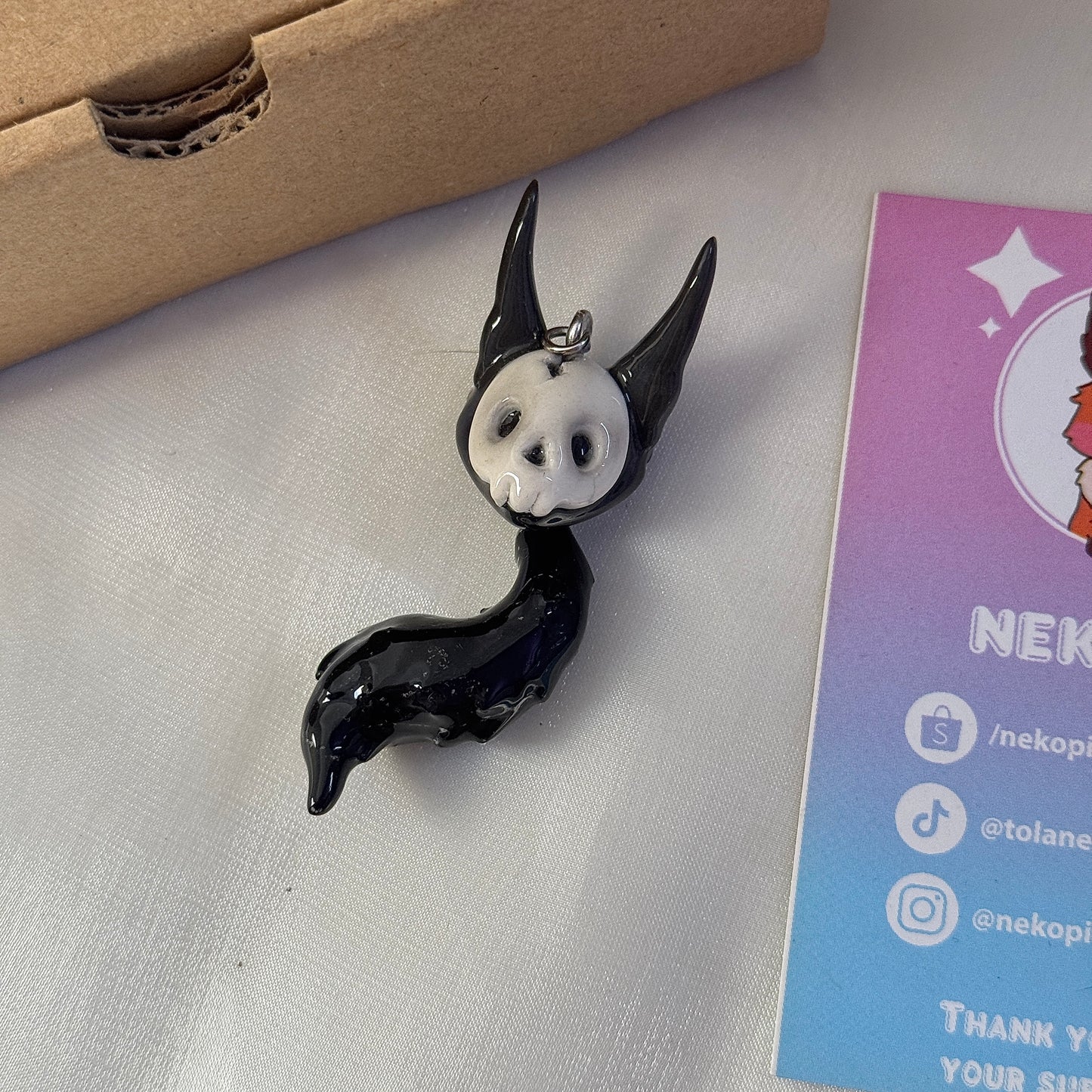 (Pre-Order) TENEBRIS WOLF KEYCHAIN / PHONE CHARM